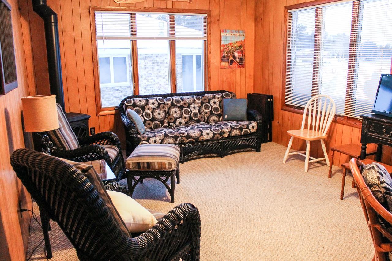 Nitschke'S Northern Resort ミノクア エクステリア 写真