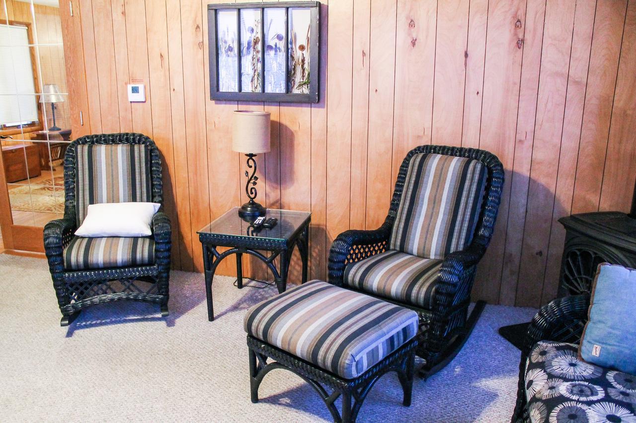 Nitschke'S Northern Resort ミノクア エクステリア 写真