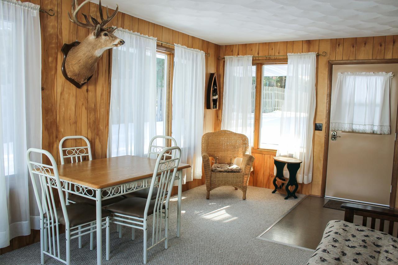Nitschke'S Northern Resort ミノクア エクステリア 写真